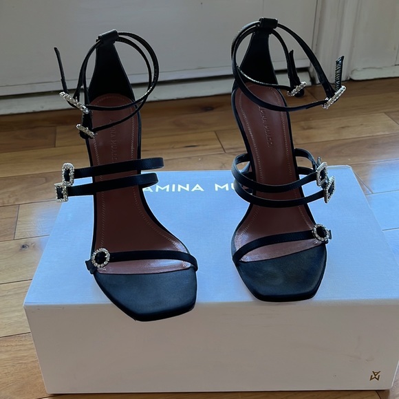 Amina Muaddi Robyn Sandal size 37.5 in black with crystals - Picture 7 of 7